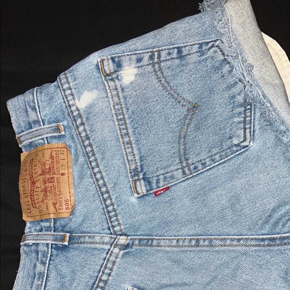 Levi shorts! - Picture 10 of 10
